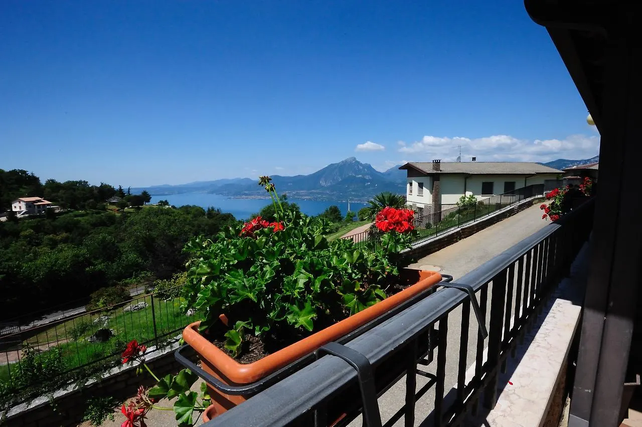 Hotel San Remo San Zeno di Montagna İtalya