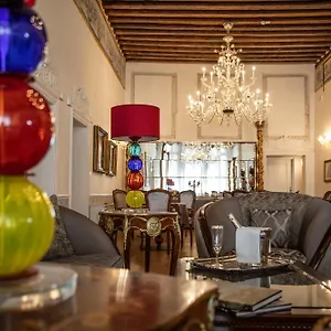 https://palazzo-dei-mori.hotelinveneto.com