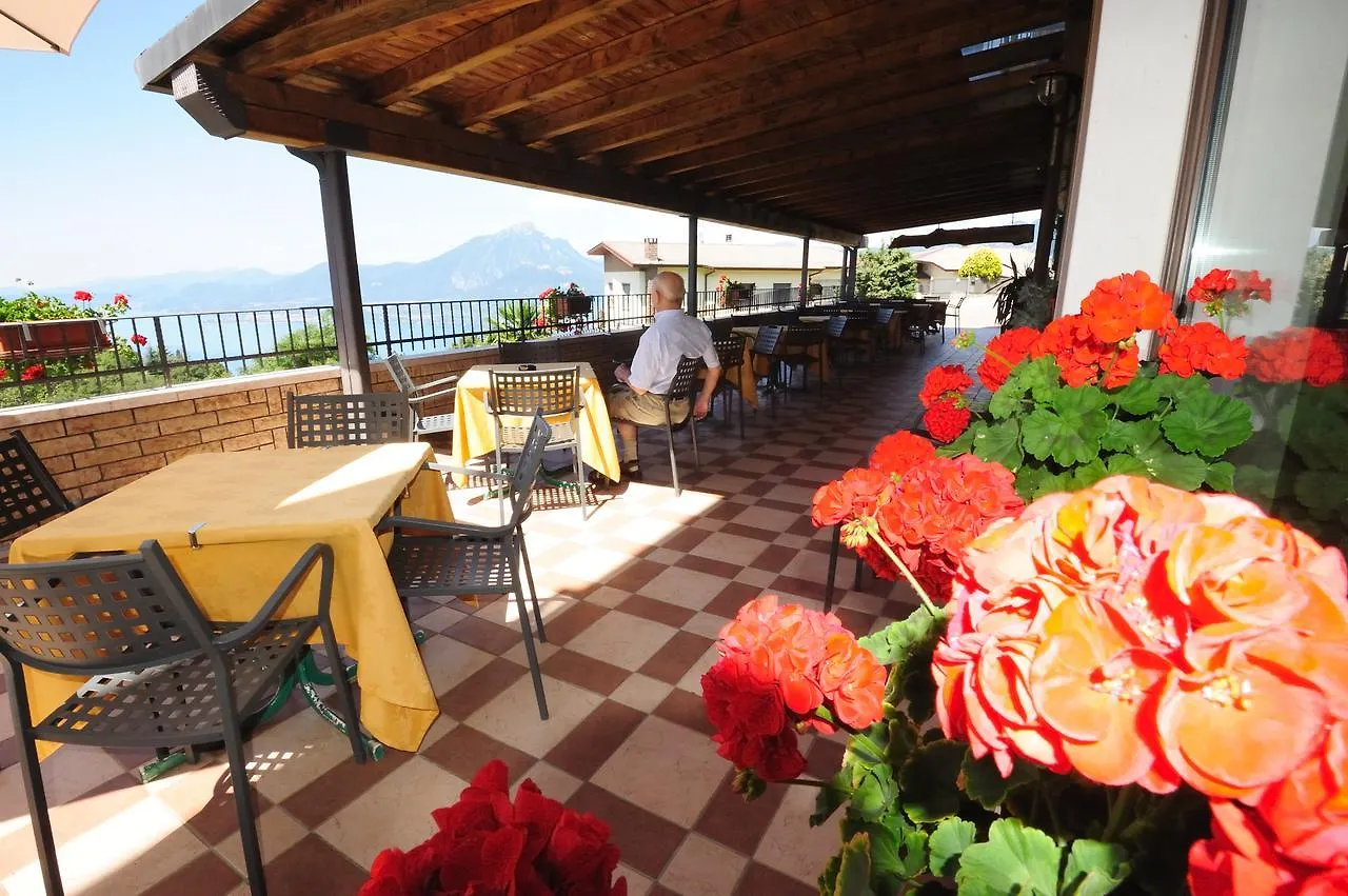 Hotel San Remo San Zeno di Montagna